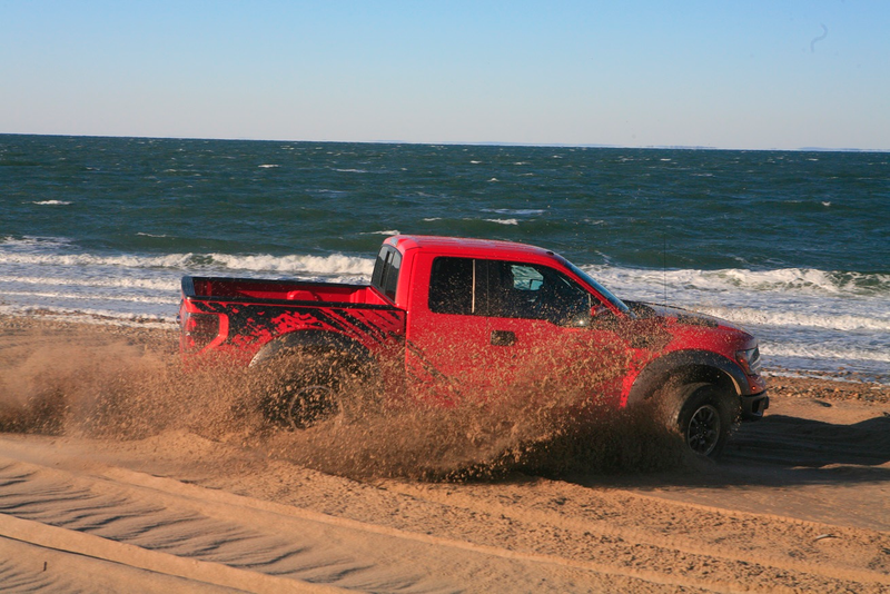 Illustration for article titled Hooning The Ford Raptor